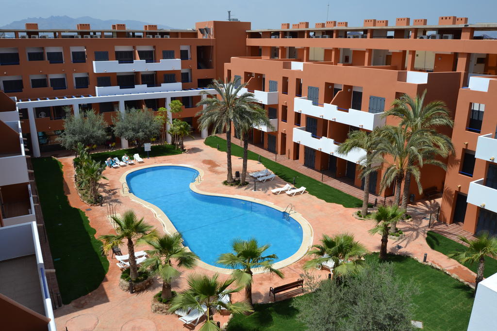 Apartamentos Turísticos Parque Tropical Vera Exterior foto